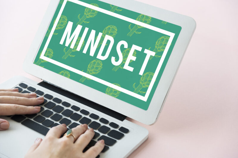 Fixed Mindset vs Growth Mindset, Cara Pandang yang Menentukan Arah Hidupmu