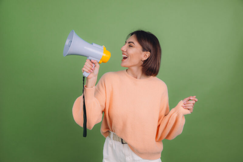 Cara Meningkatkan Kemampuan Public Speaking untuk Tampil Percaya Diri di Depan Umum